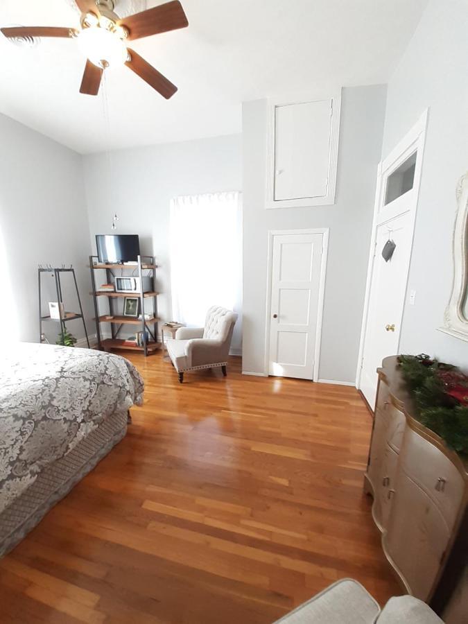 Queens Chamber W King Heavenly Bed At Nottingham Place In Wise Bagian luar foto