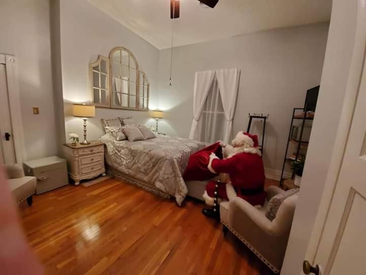 Queens Chamber W King Heavenly Bed At Nottingham Place In Wise Bagian luar foto